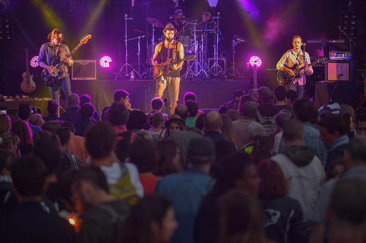 Jeudis Niortais 3 Août Shinin'woods - Agrandir l'image 14 sur [31], fenêtre modale