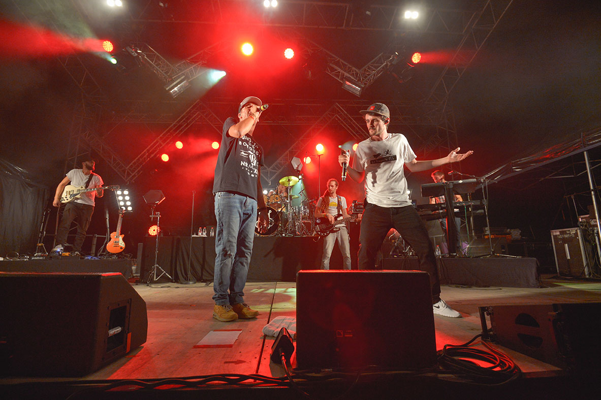 Jeudi niortais du 3 août 2017, Jahneration ©Darri - Agrandir l'image 25 sur [31], fenêtre modale