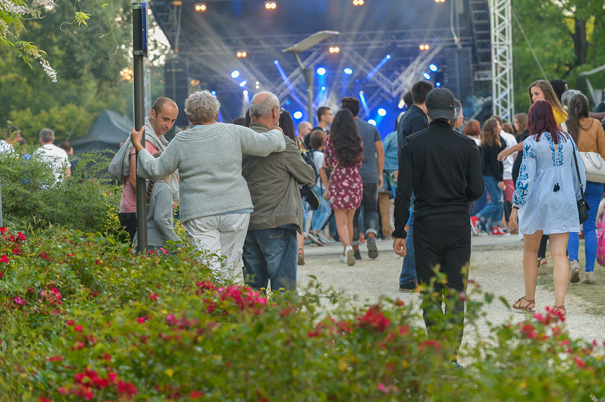  - Agrandir l'image 3 sur [31], fenêtre modale