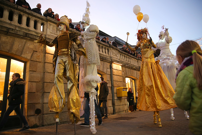  - Agrandir l'image 5 sur [15], fenêtre modale