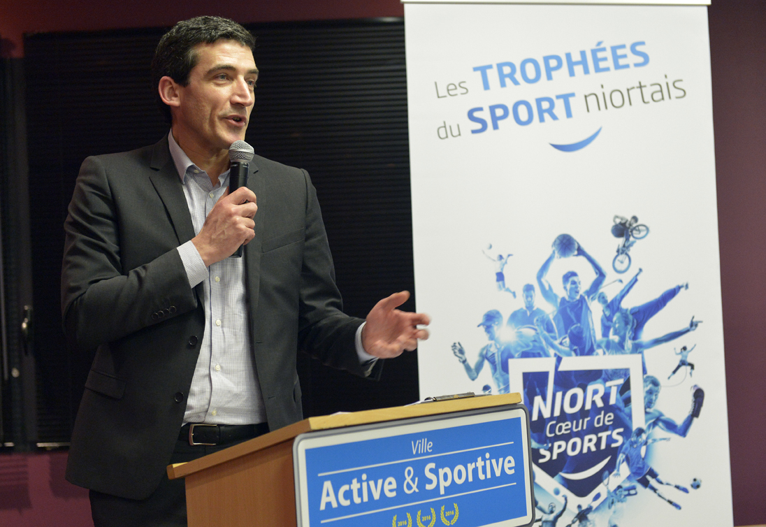  - Agrandir l'image 2 sur [23], fenêtre modale