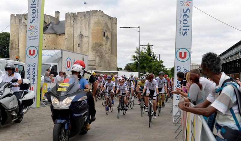  - Agrandir l'image 4 sur [8], fenêtre modale