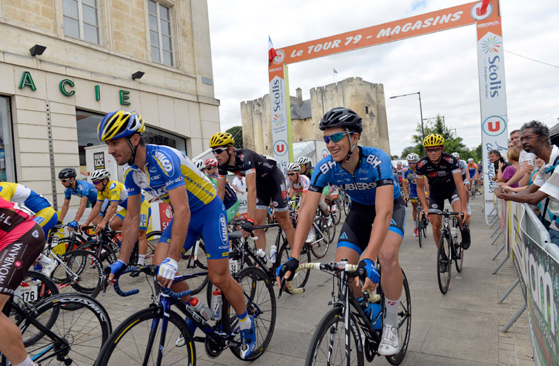  - Agrandir l'image 6 sur [8], fenêtre modale