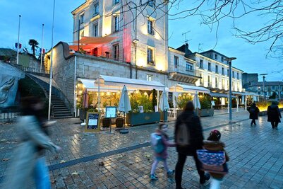  - Agrandir l'image 7 sur [7], fenêtre modale