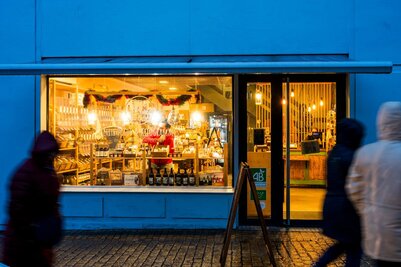  - Agrandir l'image 6 sur [7], fenêtre modale