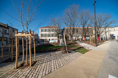  - Agrandir l'image 14 sur [153], fenêtre modale