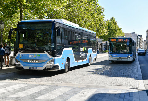 Presentation des Auto Car Biogaz et navettes et bus electrique TAN lib.