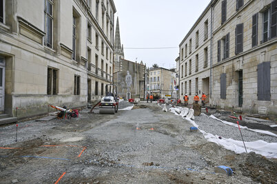 Rue Emile-Bèche. - Agrandir l'image 81 sur [117], fenêtre modale