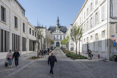  - Agrandir l'image 7 sur [117], fenêtre modale