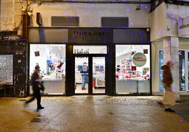  - Agrandir l'image 8 sur [14], fenêtre modale