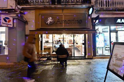  - Agrandir l'image 10 sur [14], fenêtre modale