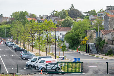  - Agrandir l'image 124 sur [166], fenêtre modale