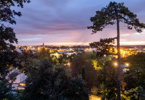 Photo de Niort de nuit