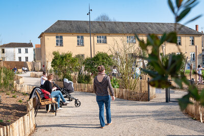  - Agrandir l'image 3 sur [158], fenêtre modale