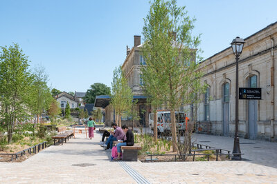  - Agrandir l'image 4 sur [166], fenêtre modale