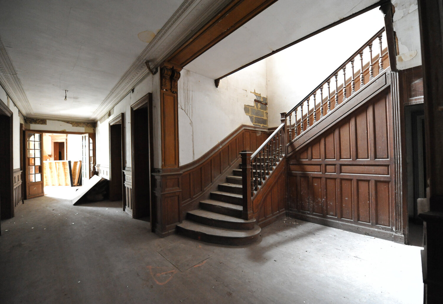 avant Intérieur de la Maison patronale, avant le début des travaux ©Bruno Derbord