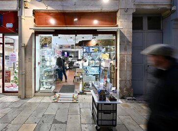  - Agrandir l'image 7 sur [16], fenêtre modale