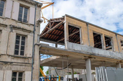 Gros ?uvre CSC et cour interieure - Agrandir l'image 91 sur [118], fenêtre modale
