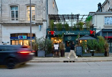  - Agrandir l'image 2 sur [7], fenêtre modale