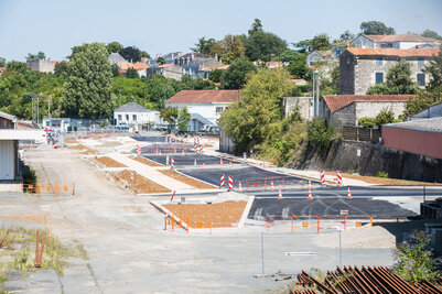 Gare Niort Atlantique : rue de l'Industrie - Agrandir l'image 161 sur [166], fenêtre modale