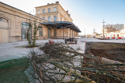  - Agrandir l'image 41 sur [166], fenêtre modale