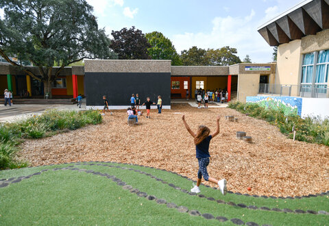 Rentree scolaire a l?ecole maternelle et a l?ecole primaire des Brizeaux.