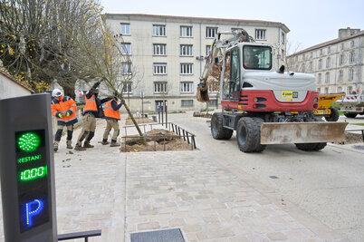 Place Martin-Bastard - Agrandir l'image 22 sur [117], fenêtre modale