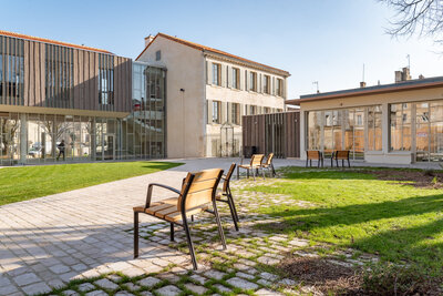  - Agrandir l'image 4 sur [158], fenêtre modale