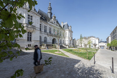  - Agrandir l'image 4 sur [117], fenêtre modale