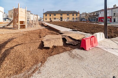  - Agrandir l'image 1 sur [128], fenêtre modale