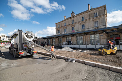  - Agrandir l'image 70 sur [166], fenêtre modale