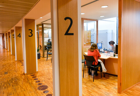 Accueil de l'hôtel administratif de la Ville de Niort © Darri