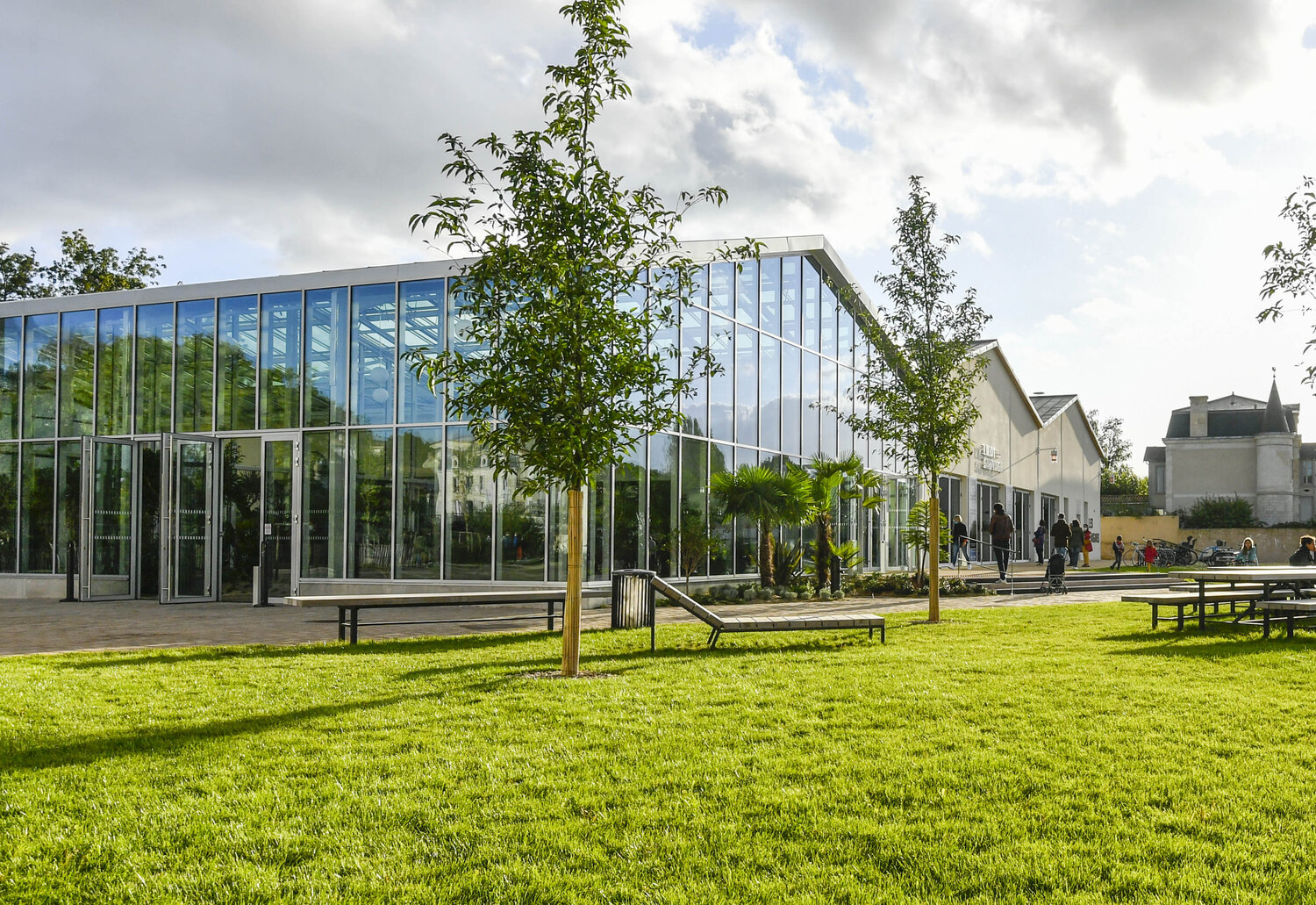 septembre 2020 Les Hangars, septembre 2020 ©Darri